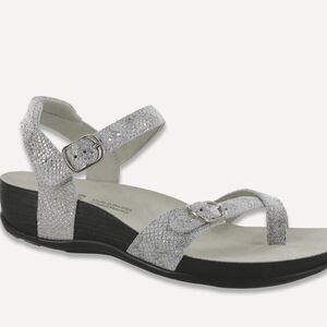 S.A.S Pampa Toe Loop Suede Comfortable Summer Silver Strappy Women's Sandals